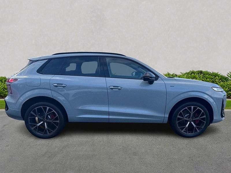 Used Audi Q3 Advanced 267 HP (196 kW) 2025 Grey SUV