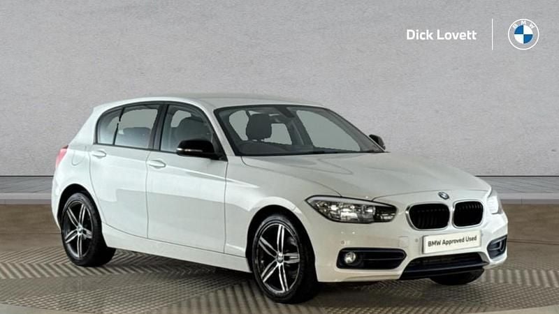 White Used 2019 BMW 118 Sport Line Hatchback | £13,200 (Good price) - Image 1/4