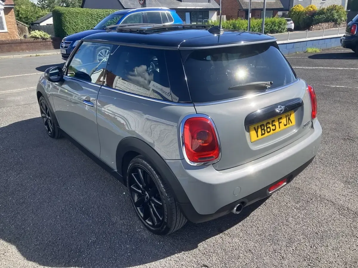 Used Mini Cooper Hatch 136 HP (100 kW) 2015 Grey Hatchback