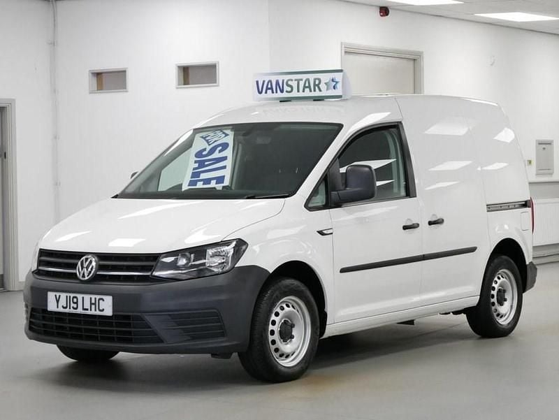White Used 2019 VW Caddy Startline MPV | £12,389 (Fair price) - Image 1/4