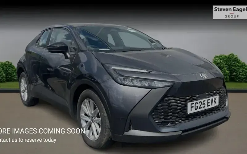 Used Toyota C-HR 140 HP (102 kW) 2026 SUV