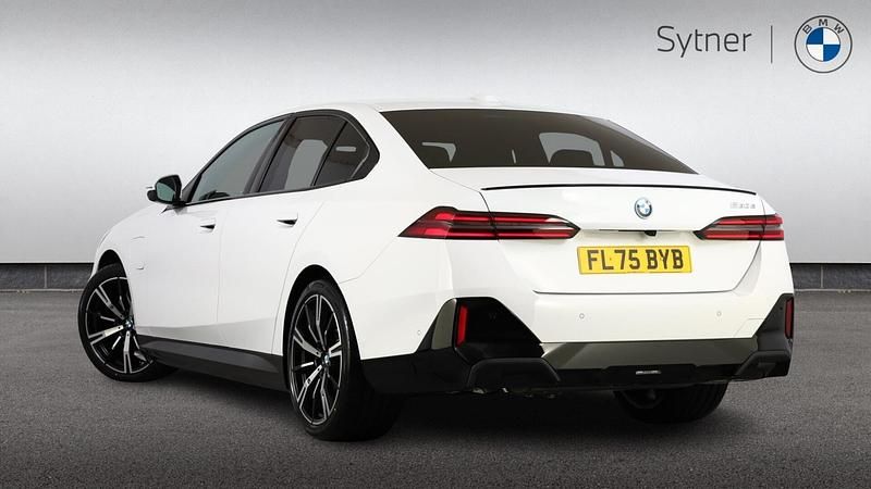 New BMW 530e M Sport 295 HP (216 kW) 2025 White