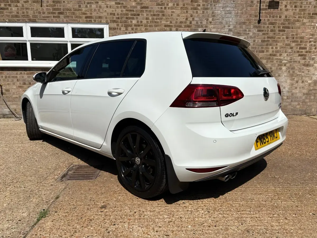 Used VW Golf VII GT 2015 White Hatchback
