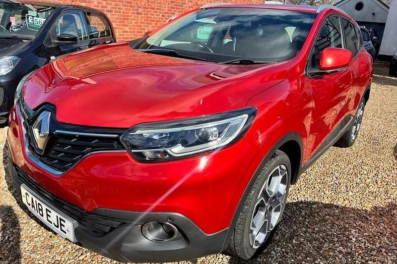 Used Renault Kadjar Dynamique 130 HP (95 kW) 2018 Red SUV