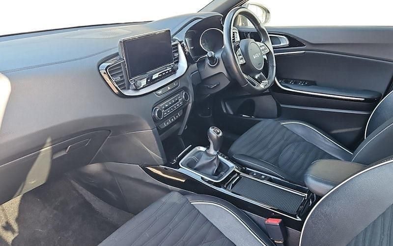 Used Kia Ceed GT-Line 160 HP (117 kW) 2023 Black Hatchback