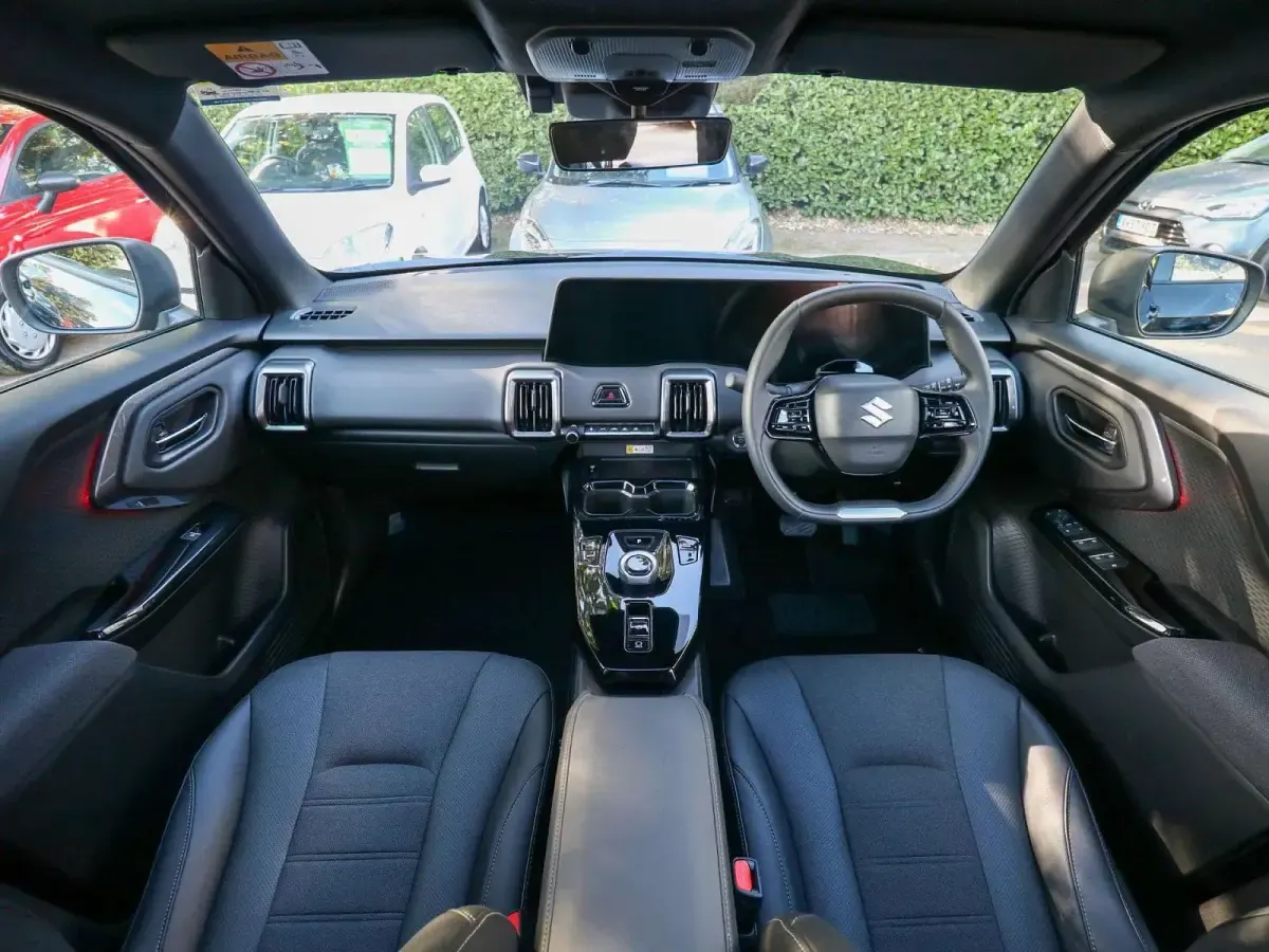 Neu Suzuki Vitara 127 kW (174 PS) 2025 Schwarz SUV