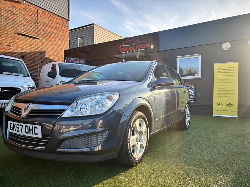 Used Vauxhall Astra 2007 Blue Hatchback