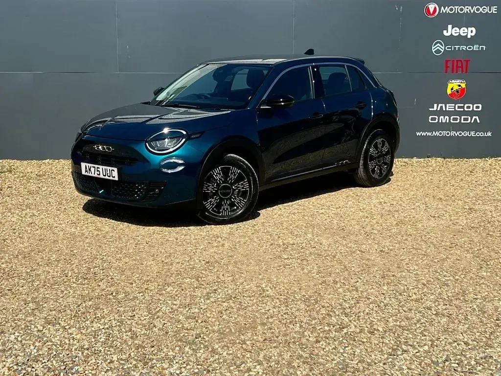 New Fiat 600 2026 Ocean green SUV