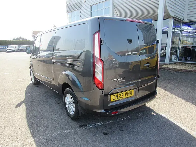 Used Ford Transit Custom Limited 170 HP (125 kW) 2023 Grey Van