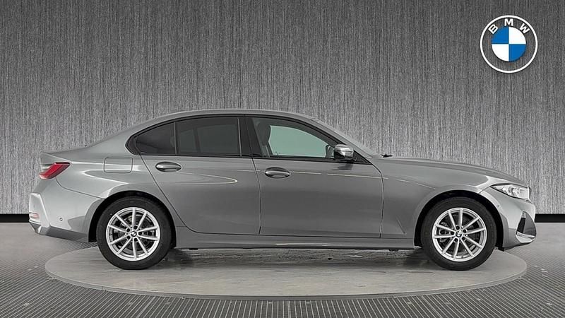 Used BMW 320 Sport Line 181 HP (133 kW) 2025 Grey Sedan