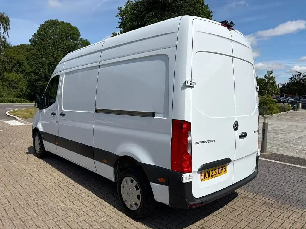 Used Mercedes Sprinter Premium 150 HP (110 kW) 2023 White Van