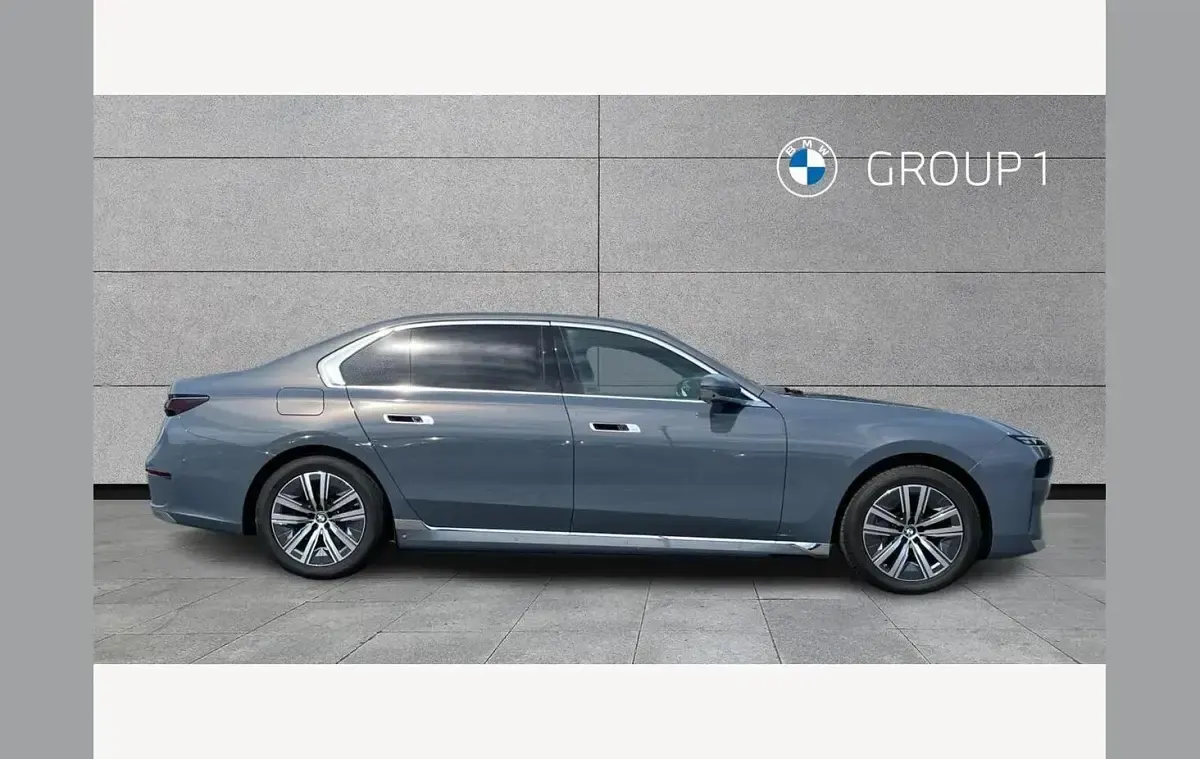 Used BMW 750e Comfort Edition 482 HP (354 kW) 2026 Grey Sedan