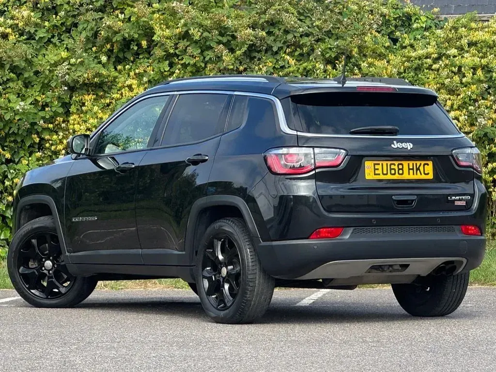 Used Jeep Compass Limited 140 HP (102 kW) 2018 Black SUV