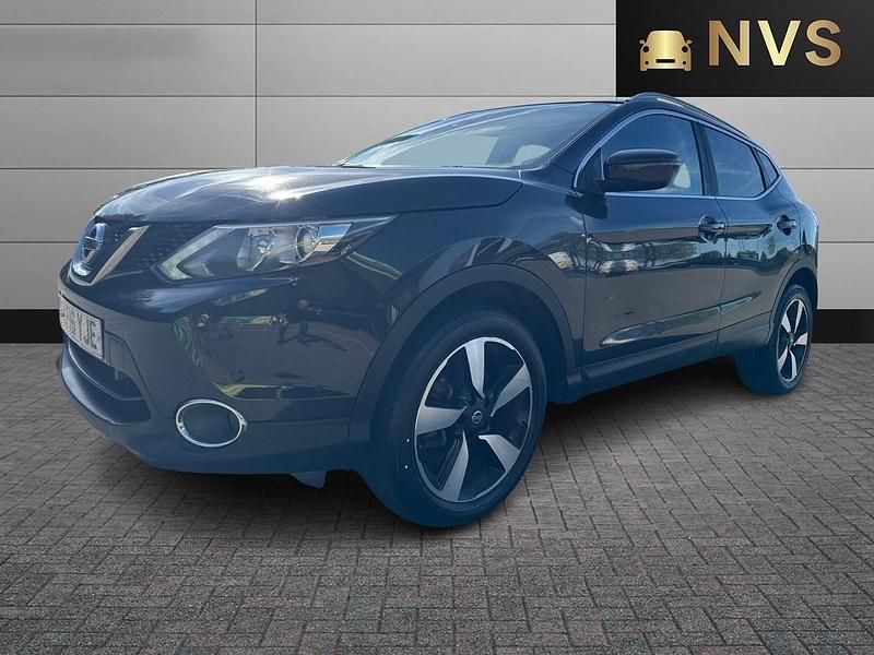 Used Nissan Qashqai Acenta 110 HP (80 kW) 2016 Black SUV