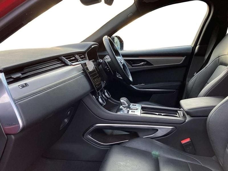 Begagnad Jaguar F-Pace R-Dynamic 2023 Röd SUV