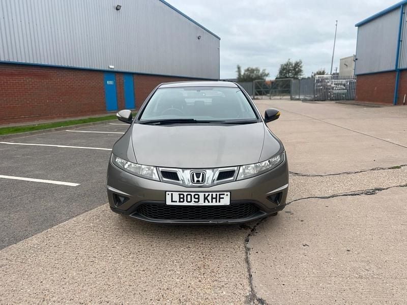 Grey Used 2009 Honda Civic SE Hatchback | £1,199 (Good price) - Image 1/4