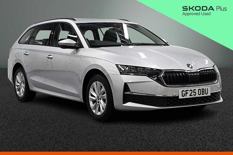 Used Skoda Octavia SE Technology 110 HP (80 kW) 2025 Brilliant silver metallic Estate