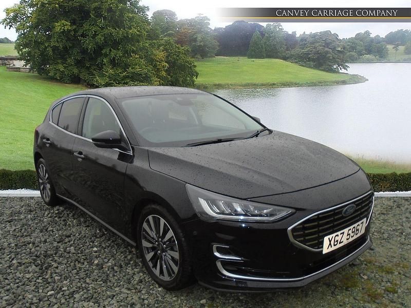 Used Ford Focus Titanium 125 HP (91 kW) 2022 Black Hatchback