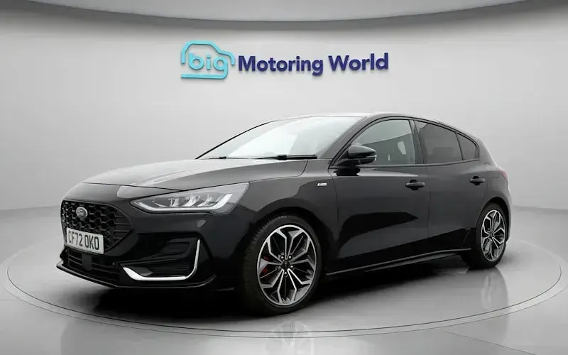 Used Ford Focus ST-Line 120 HP (88 kW) 2022 Black Hatchback