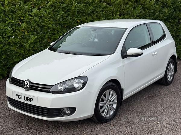 White Used 2011 VW Golf VI S Hatchback | £4,995 (A bit pricey) - Image 1/4