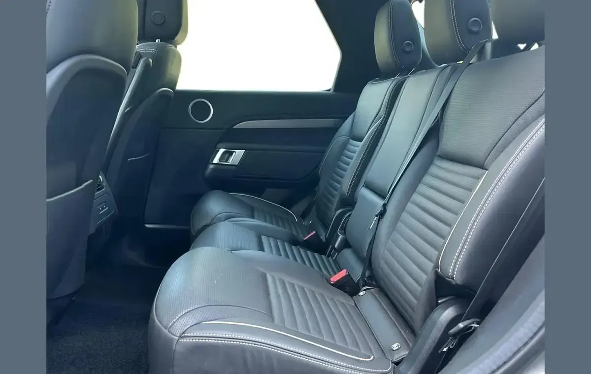Used Land Rover Discovery HSE Dynamic 296 HP (217 kW) 2023 Grey SUV