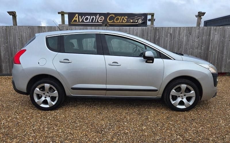 Used Peugeot 3008 Active 116 HP (85 kW) 2013 Silver Estate