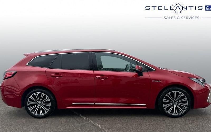 Used Toyota Corolla 122 HP (89 kW) 2022 Estate