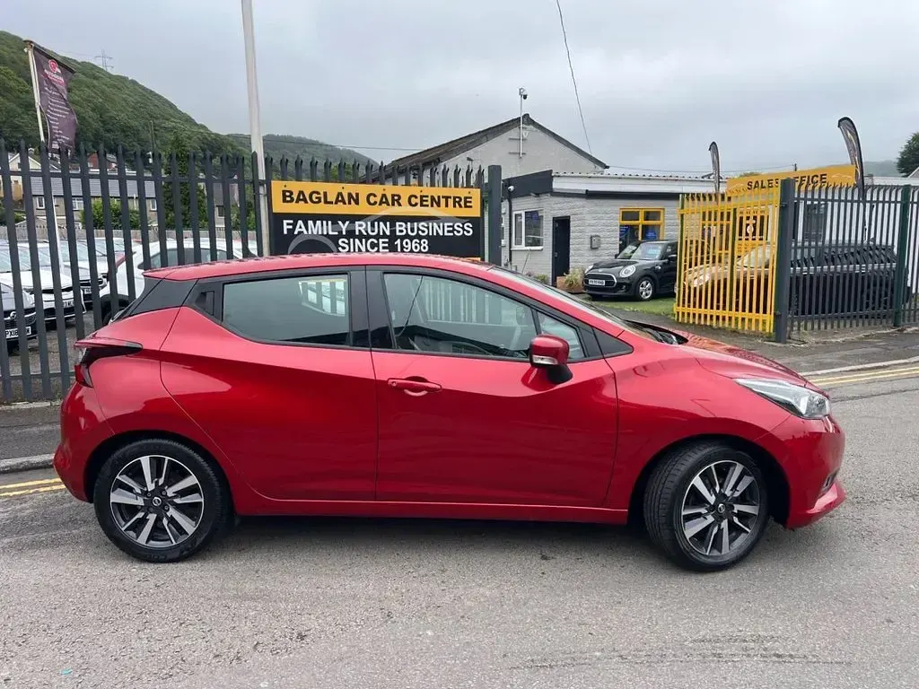 Used Nissan Micra Acenta 90 HP (66 kW) 2017 Red Hatchback