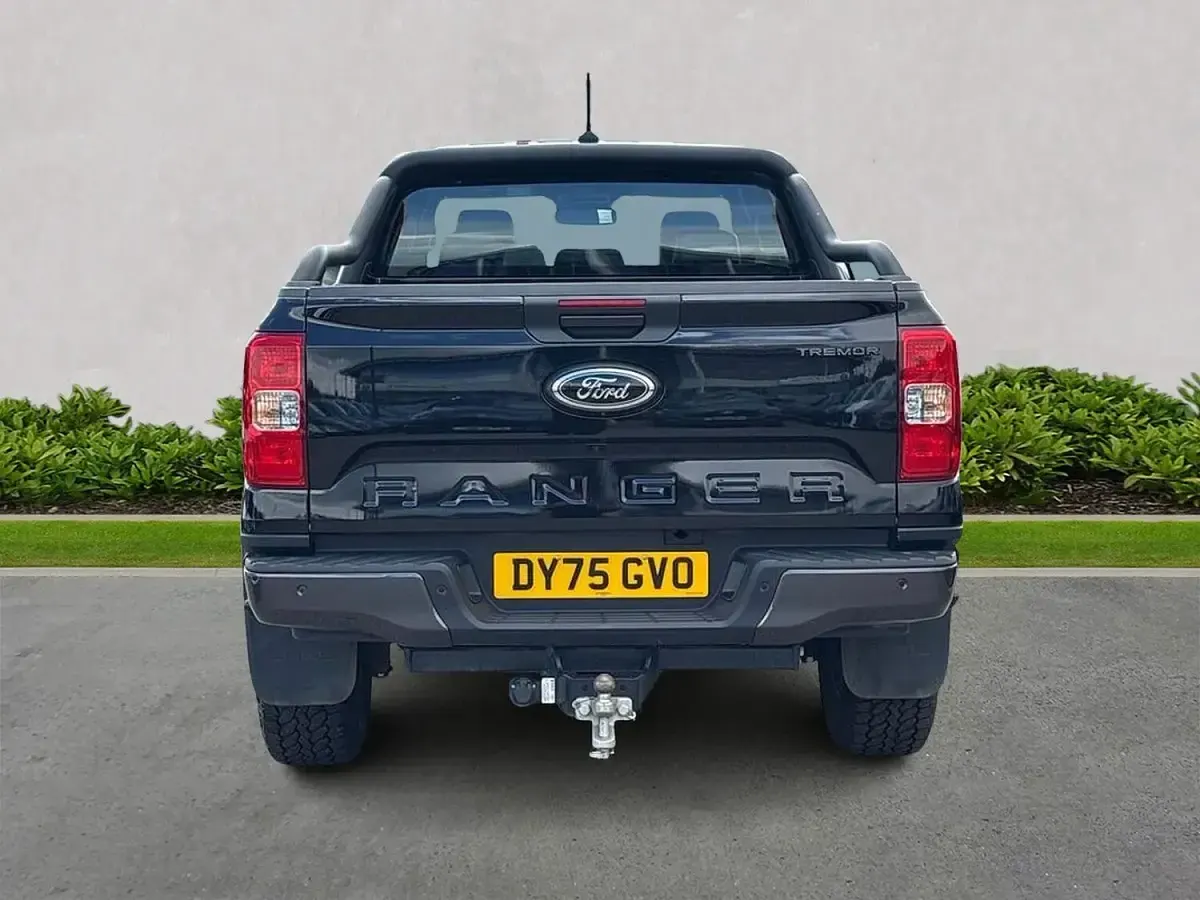 Used Ford Ranger Tremor 205 HP (150 kW) 2025 Black Pickup