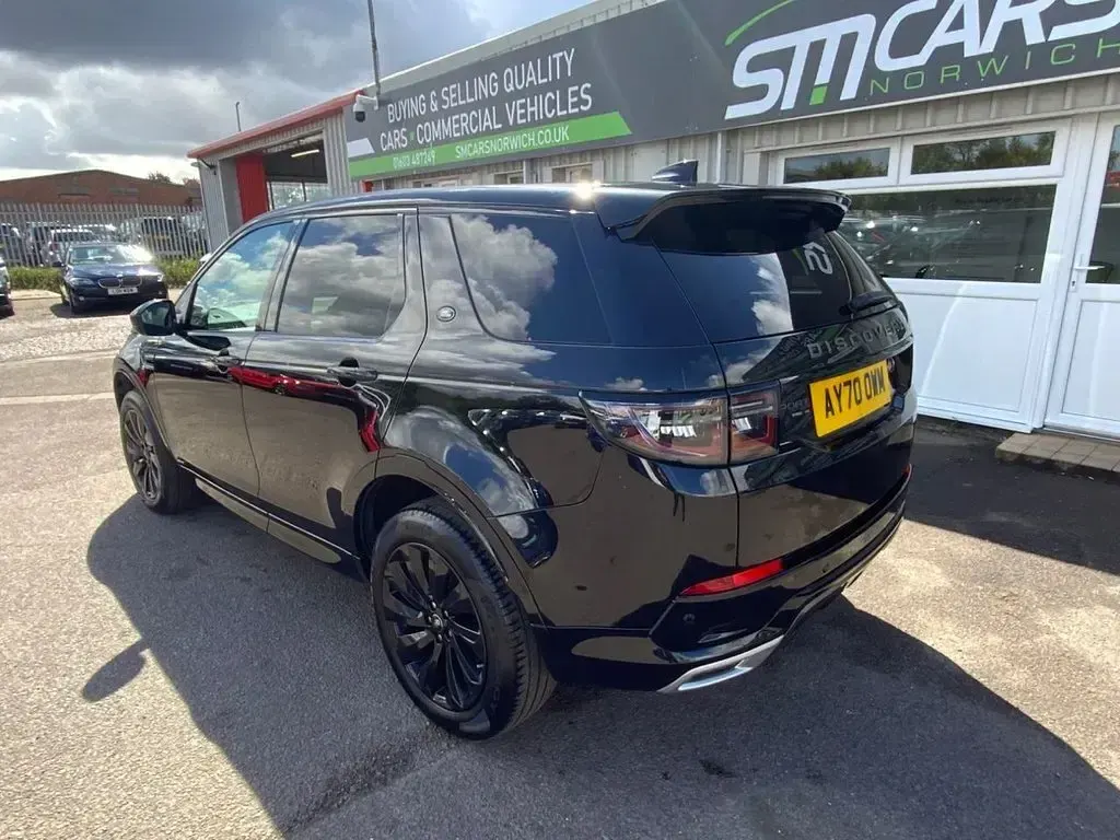 Used Land Rover Discovery Sport SE Dynamic 180 HP (132 kW) 2020 Black SUV