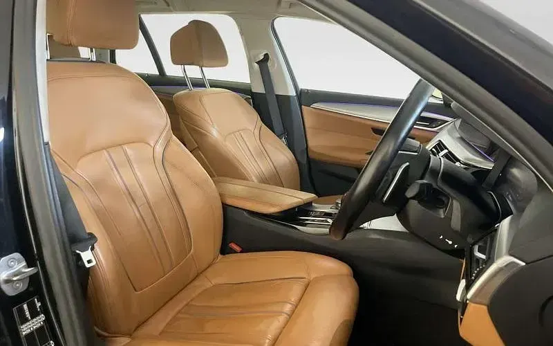 Used BMW 530e Comfort Edition 292 HP (214 kW) 2021 Black Estate