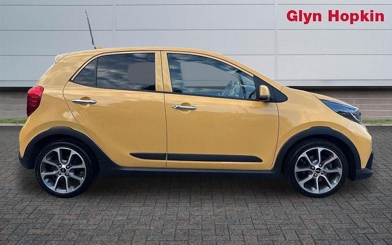 Used Kia Picanto X-Line 67 HP (49 kW) 2024 Yellow Hatchback