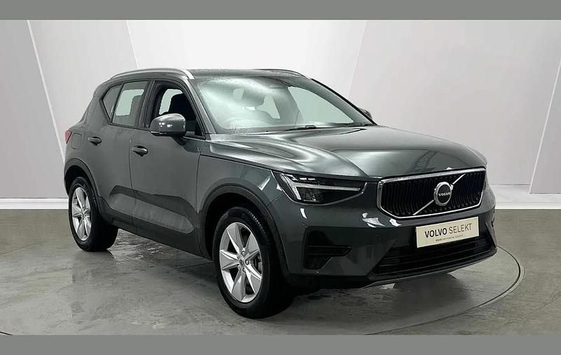 Used Volvo XC40 Core 161 HP (118 kW) 2025 Green SUV