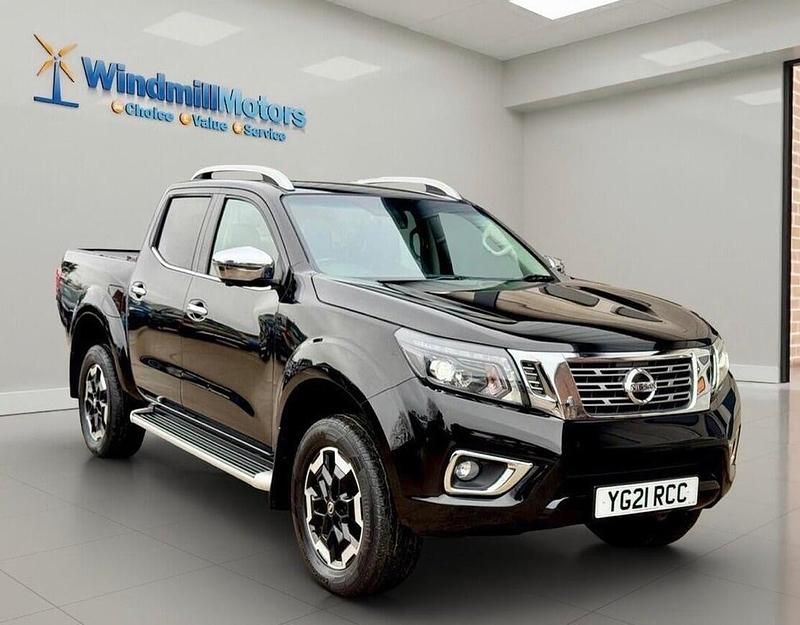 Used Nissan Navara Tekna 2021 Black Pickup