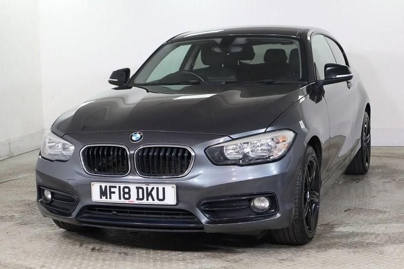 Used BMW 118 Sport Line 150 HP (110 kW) 2018 Grey Hatchback