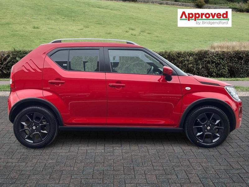 Usado Suzuki Ignis SZ-T 83 HP (61 kW) 2021 Vermelho SUV