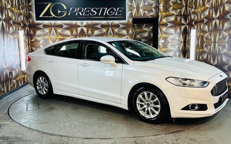Used 2017 Ford Mondeo Titanium Hatchback | £6,295 (Super price) - Image 1/4