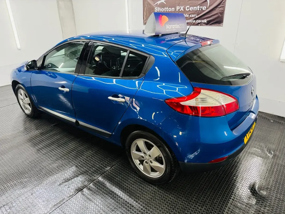 Used Renault Mégane Dynamique 110 HP (80 kW) 2010 Blue Hatchback