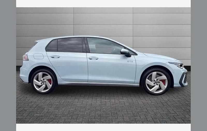 Used VW Golf VIII GTE 272 HP (200 kW) 2025 Crystal ice blue Hatchback
