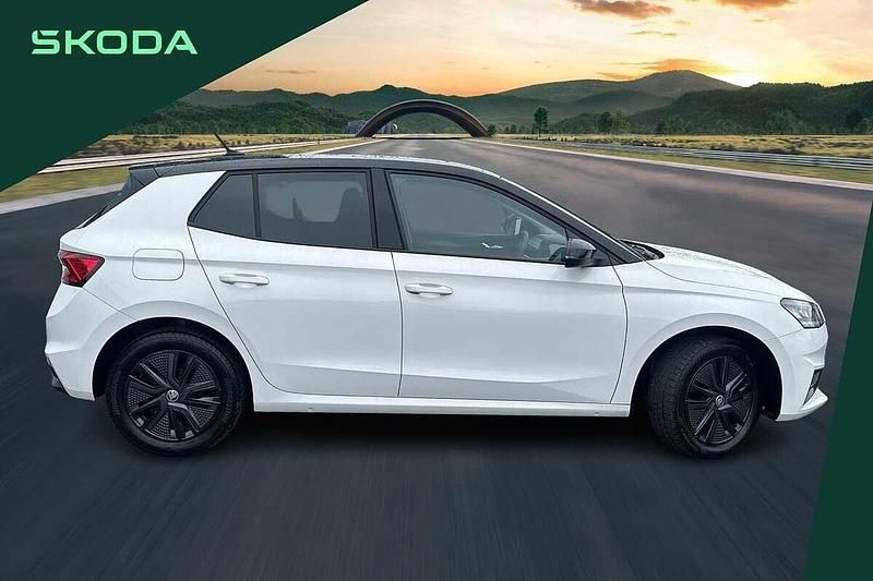 Gebraucht Skoda Fabia Design Edition 113 PS (83 kW) 2025 Weiß Kleinwagen