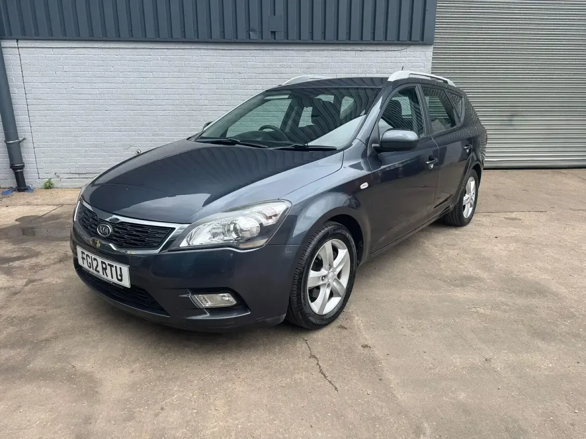 Used Kia Ceed 2012 Grey Hatchback