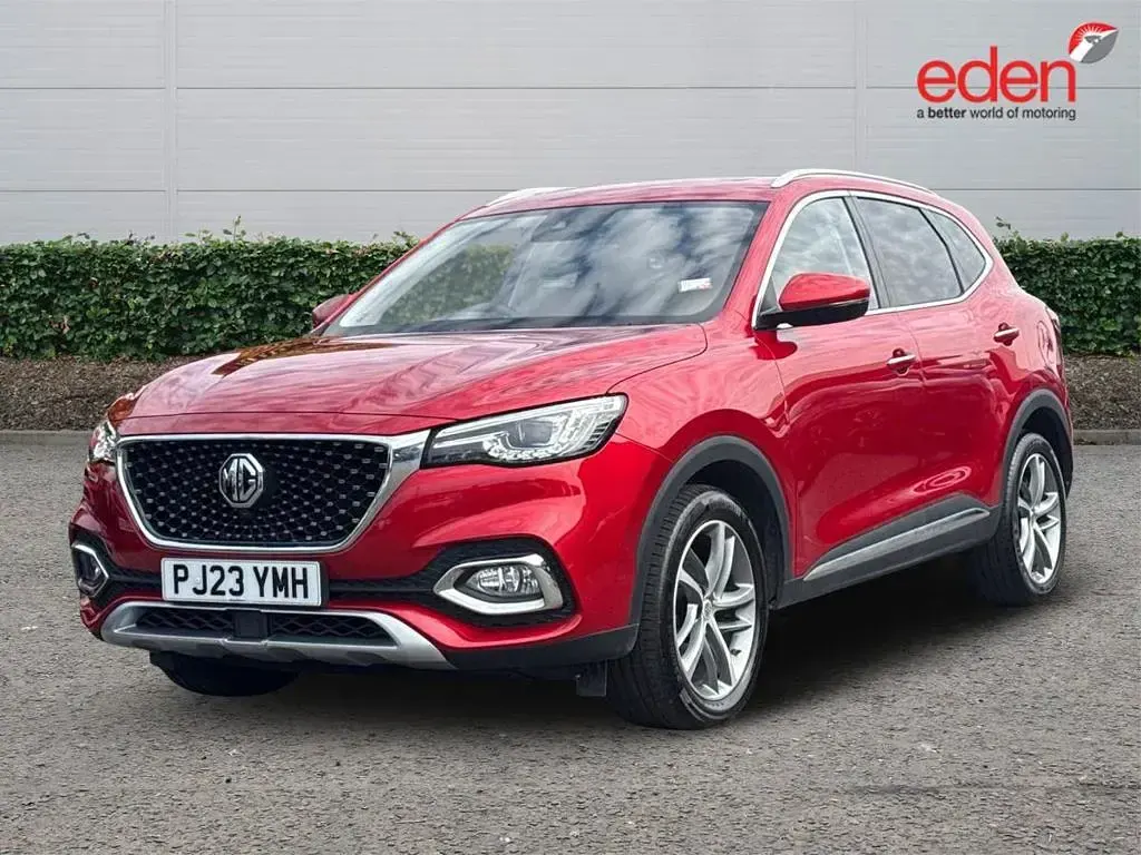 Used MG MG3 106 HP (77 kW) 2023 Red Hatchback