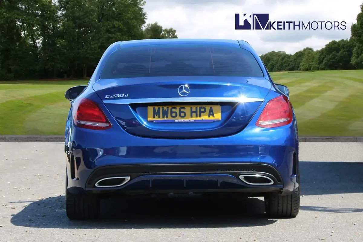Begagnad Mercedes C220 AMG line 170 HK (125 kW) 2016 Blå Sedan