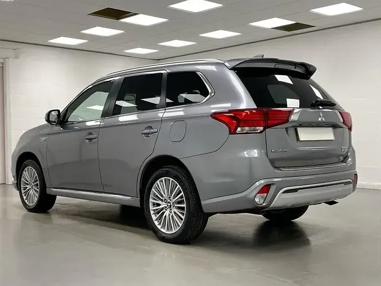 Used Mitsubishi Outlander P-HEV 2019 Grey Estate