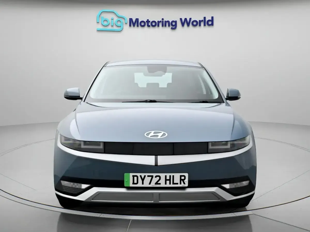 Used Hyundai Ioniq SE 125 kW (170 HP) 2022 Blue Hatchback