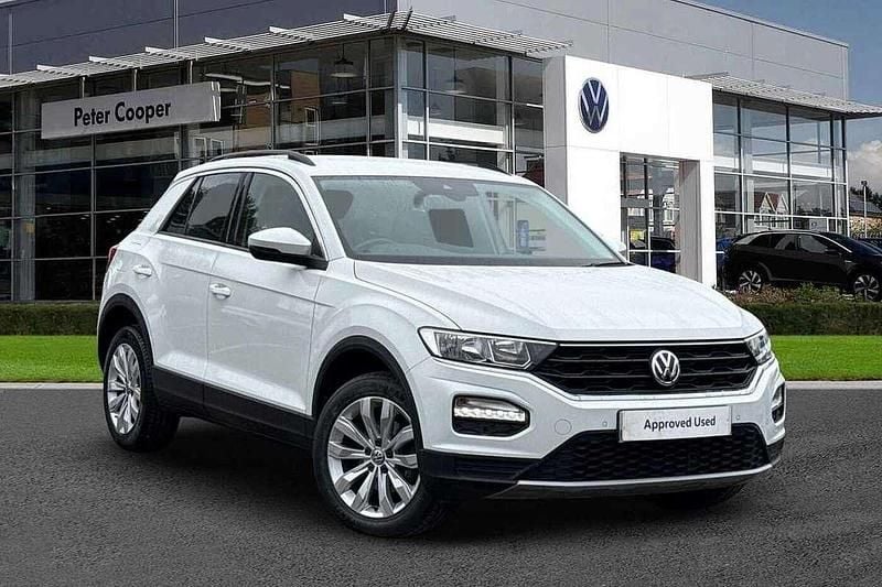 White Used 2019 VW T-Roc SE SUV | £13,591 (Fair price) - Image 1/4