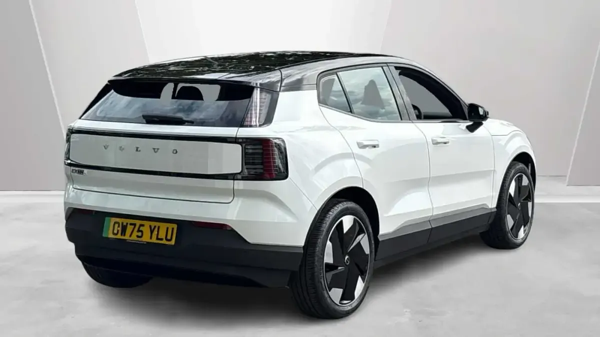 Used Volvo EX30 Performance 314 kW (428 HP) 2025 White SUV