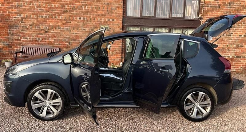 Used Peugeot 3008 Allure 2014 Blue Estate