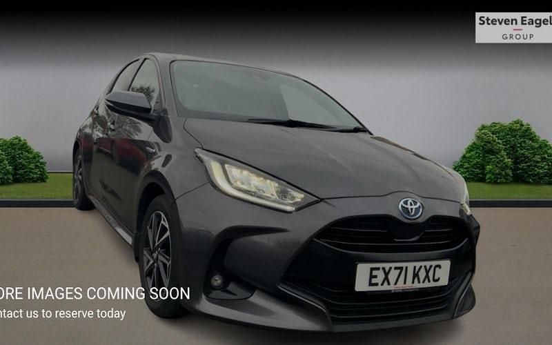 Used Toyota Yaris Hybrid Design 116 HP (85 kW) 2026 Hatchback