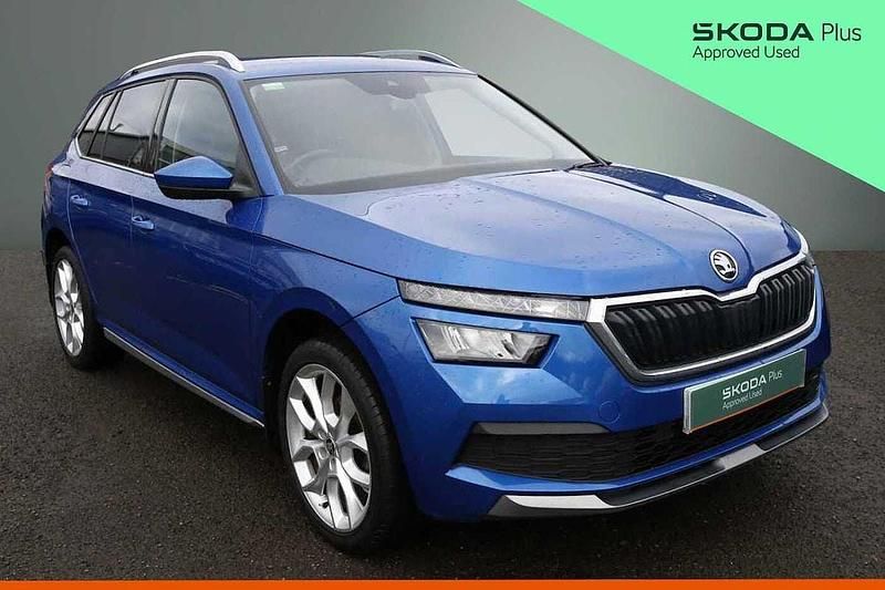 Used Skoda 110 R SE L 81 HP (59 kW) 2022 Race blue metallic Estate